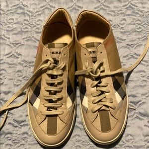 Burberry Sneaker Hartfields House Check Low Top